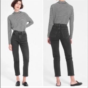 Everlane High Waisted Black Denim Ankle Jeans size 26‎ raw hem